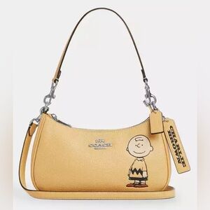 NWT Coach X Peanuts CBJ83 Teri Shoulder Bag With Charlie Brown